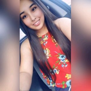 Meet your Posher, Denisse